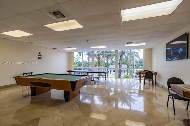 Building Photo - 3500 Coral Wy
