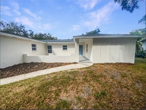 Building Photo - 7812 N 53rd St