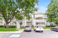 Building Photo - 108 Lowell Ct