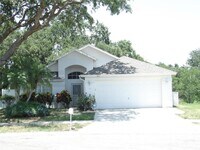 Building Photo - 1802 Durkee Pl