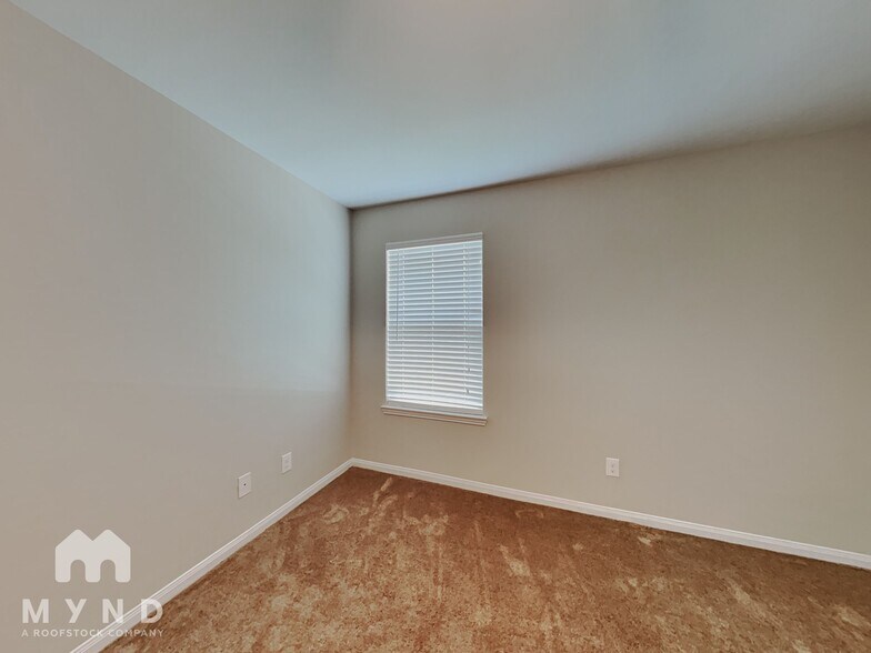 Building Photo - 5823 Treasure Cove Rd