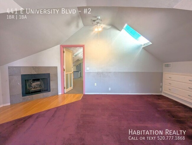 Building Photo - Pre-Lease!! Spacious 1bed/1bath a balcony ...