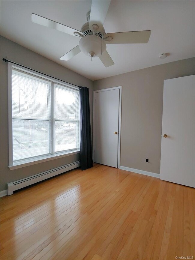 Building Photo - 3 Teneyck Ave