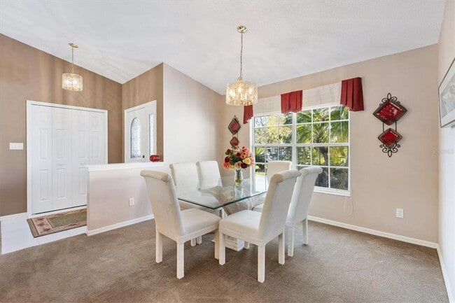 Building Photo - 3909 River Crest Cir