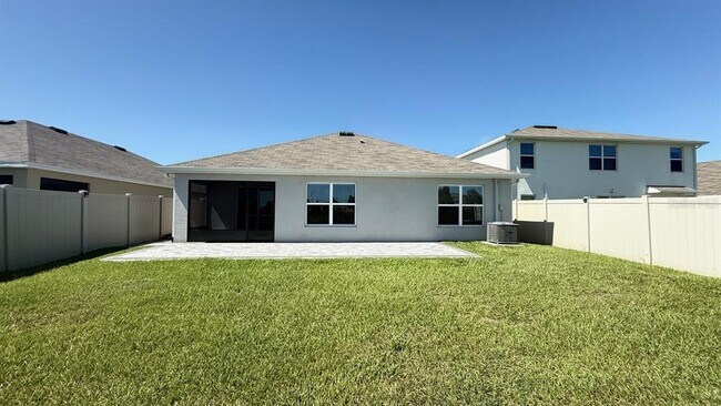Building Photo - 12122 Sirena Cv