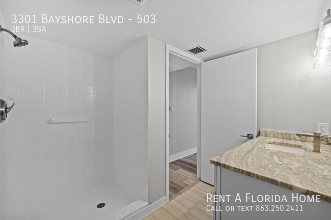 Building Photo - 3301 Bayshore Blvd