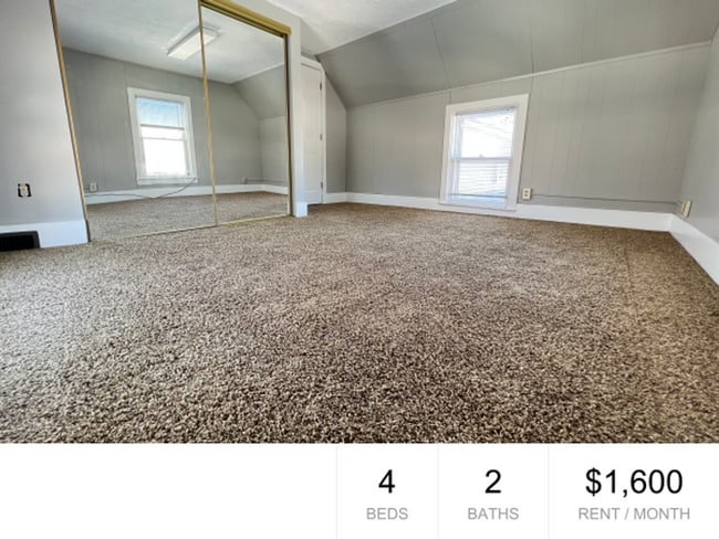 Building Photo - 812 7th Ave S