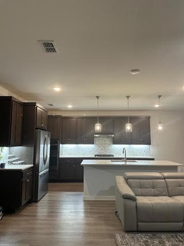 Building Photo - 2409 Lost Crk Dr