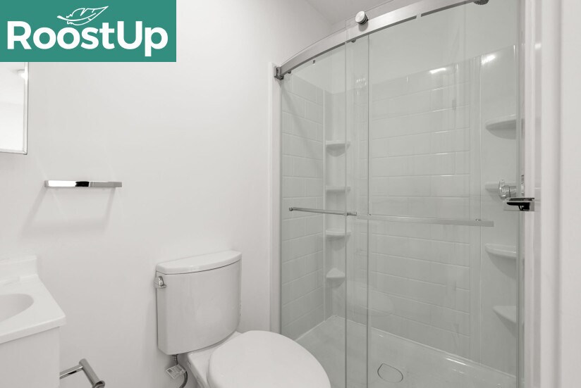 Building Photo - RoostUp Furnished Private Bedroom with Pri...