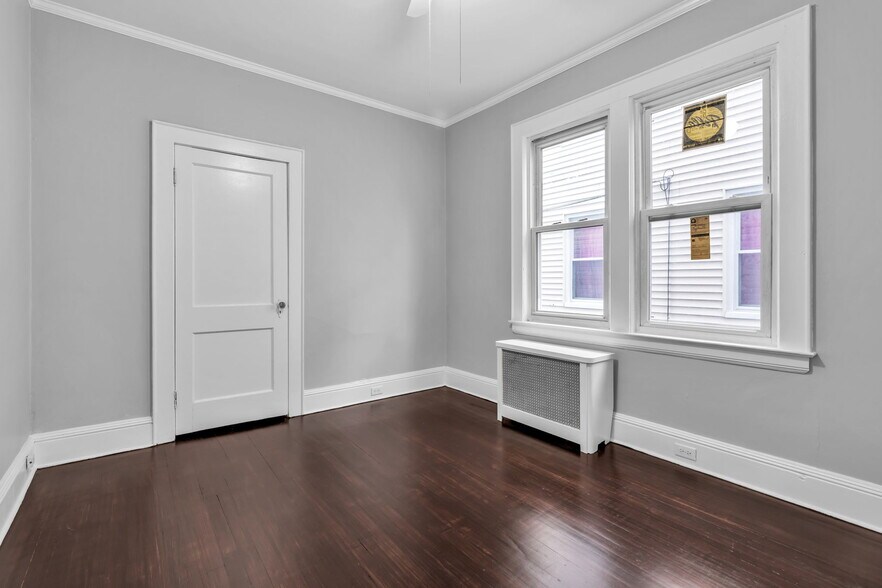 Building Photo - 181 Jacoby Street