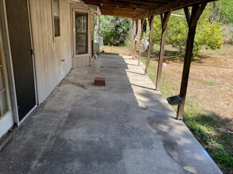 Building Photo - 108 Timber Ln