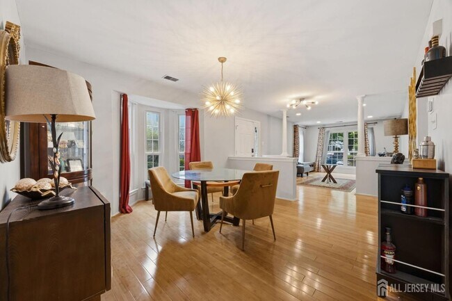 Building Photo - 301 Pheasant Run
