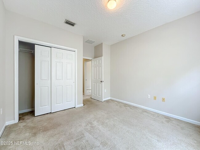 Building Photo - 5663 Greenland Rd