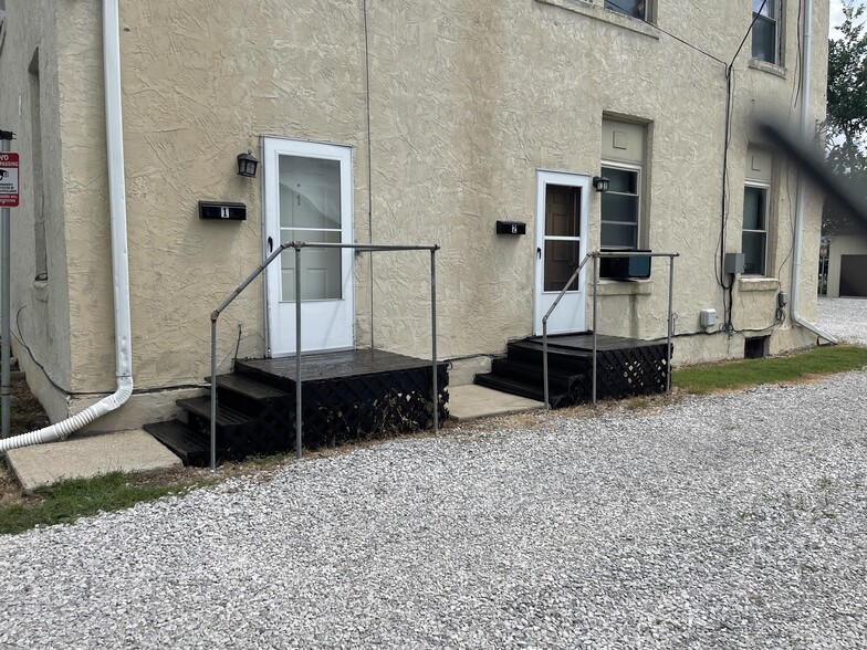 Building Photo - 415 Dunlap St
