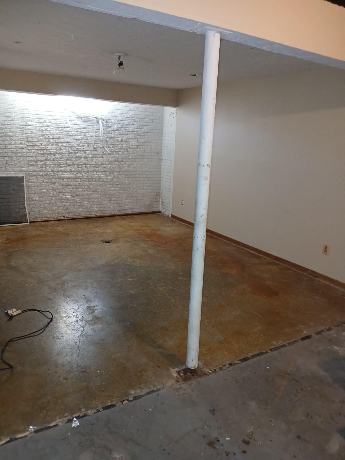 Building Photo - 2666 Sawbury Blvd