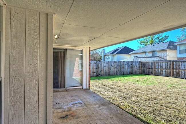 Building Photo - 1226 Berrystone Trail