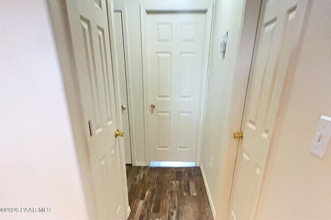 Building Photo - 17022 E Roadrunner Rd