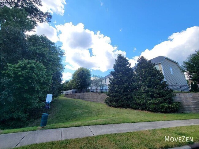 Building Photo - 419 Golden Harvest Loop