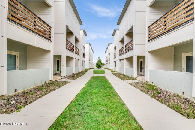 Building Photo - 118 Gadwall Dr