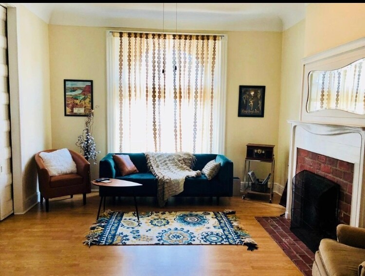 Building Photo - 2306 Sidney St