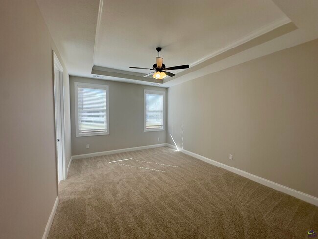 Building Photo - 111 Meyers Lake Dr