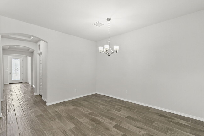 Building Photo - 7352 Frostline Pl