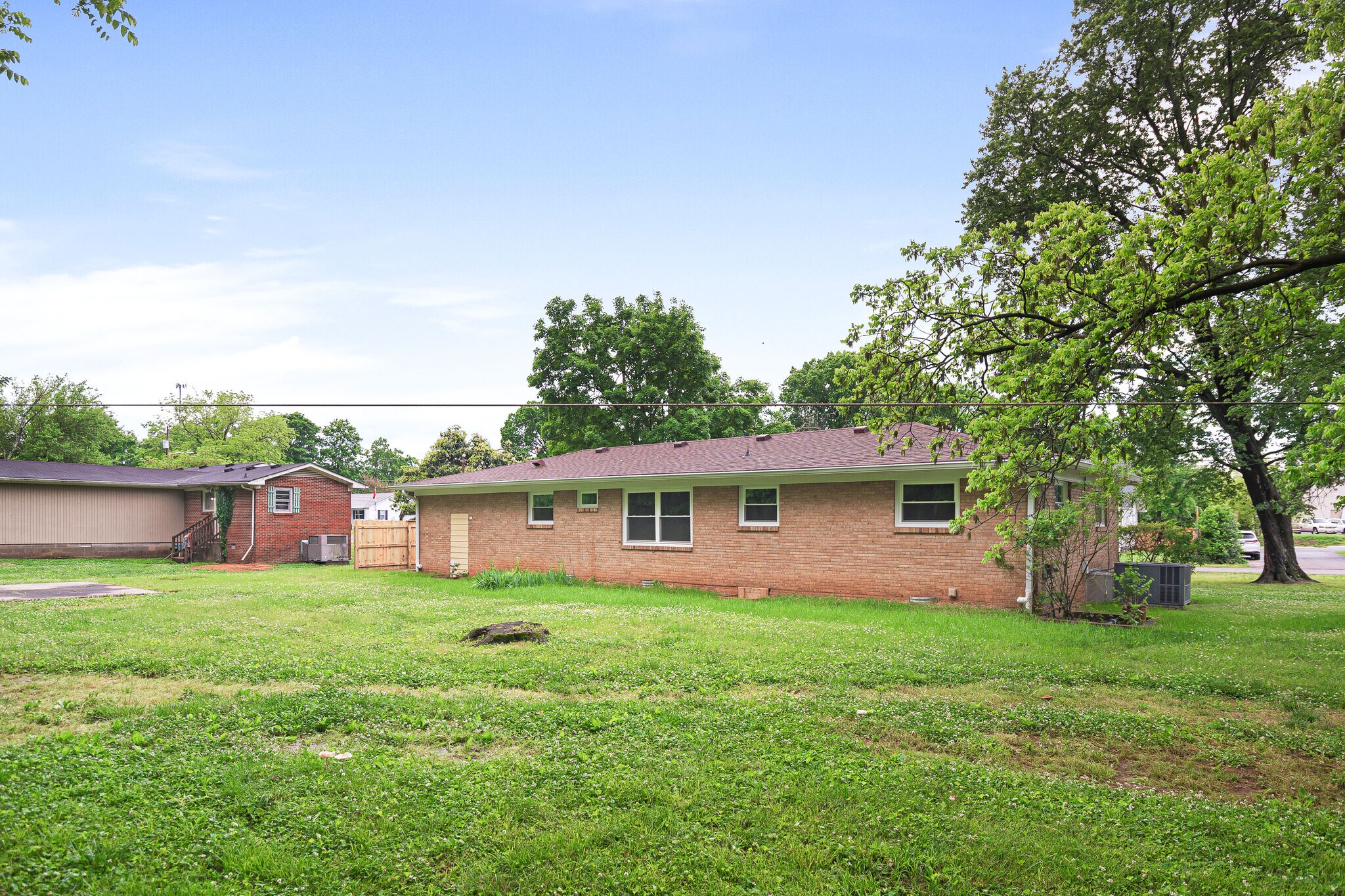 Building Photo - 101 Arnold Ln