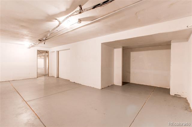 Building Photo - 1705 W 115th Cir