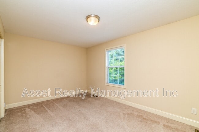 Building Photo - 4730 Forest Landing Way