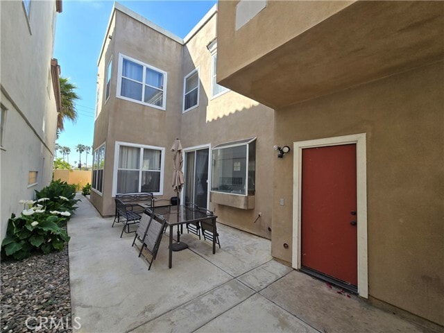 Building Photo - 624 Goldenwest St