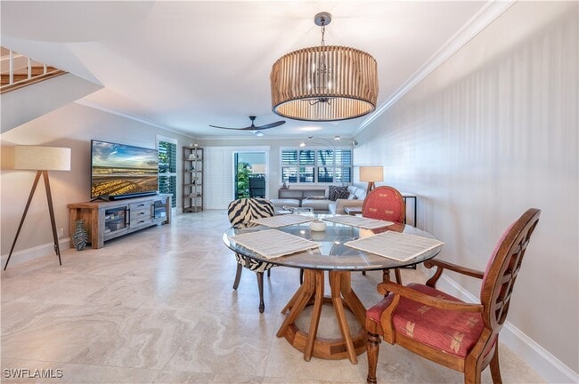 Building Photo - 800 River Point Dr