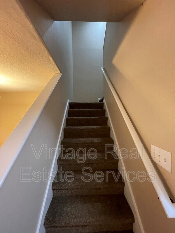 Building Photo - 10964 Keys Gate Dr