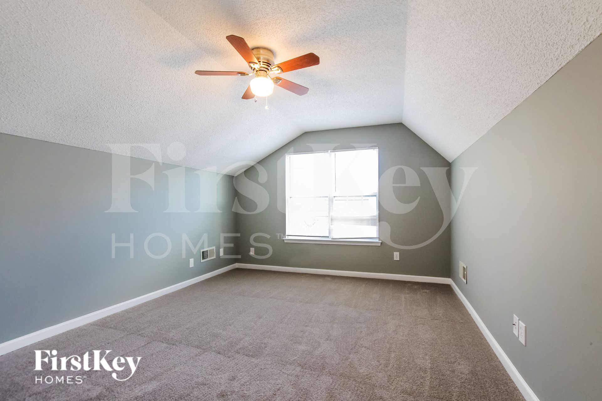 Building Photo - 3226 Meadow Stone Ct