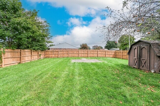 Building Photo - 6171 Little Creek Ct