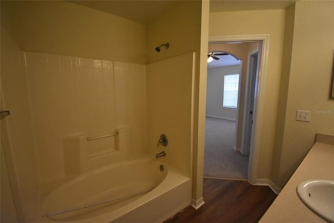 Building Photo - 862 Grand Regency Pointe