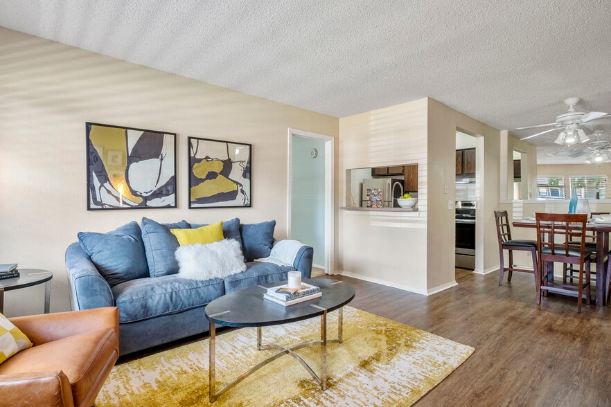 The Grove - Living Room - Retreat at River Bend