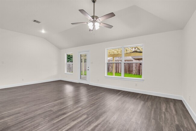 Building Photo - 11919 Prosperity Point Dr