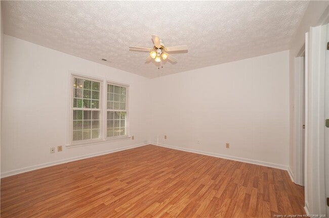 Building Photo - 6440 Brookshire St