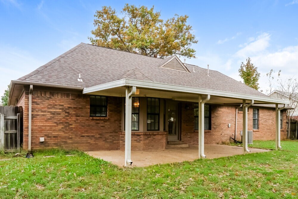 Building Photo - 6869 Quailfield Ln