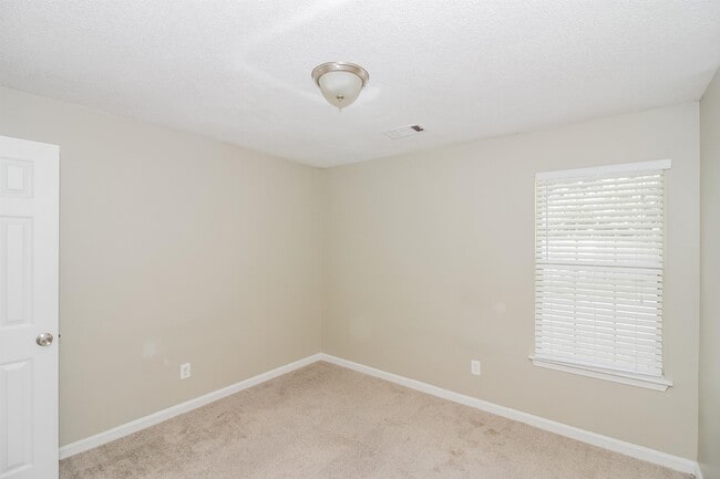 Building Photo - 5521 April Forest Dr