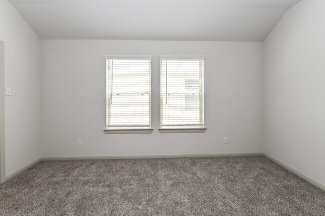 Building Photo - 7927 Fijian Cypress Dr