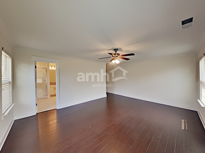 Building Photo - 3137 Arch Ct