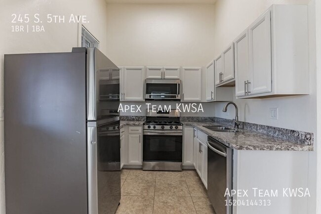 Building Photo - 245 S 5th Ave