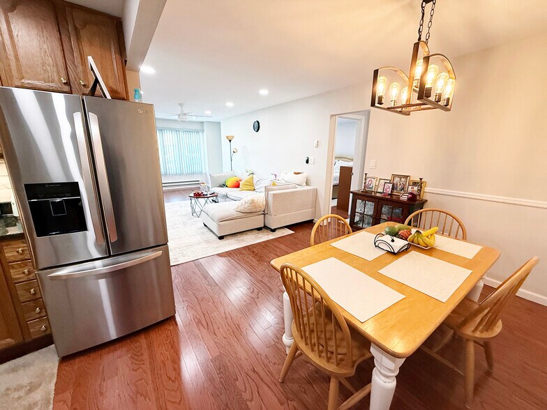Kitchen Dining Room - 1382 Ocean Ave