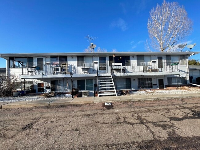 Building Photo - 2523 N Garfield Ave