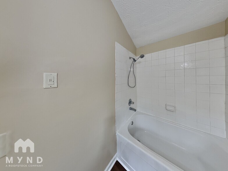 Building Photo - 3822 Austin Park Ln