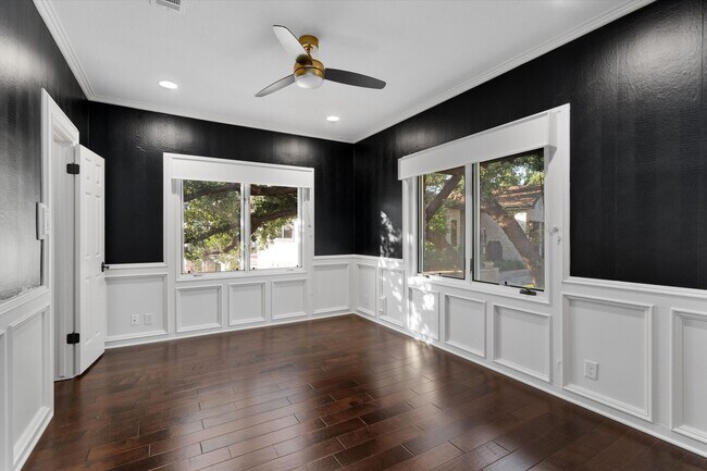 Building Photo - 106 Confidence Cove