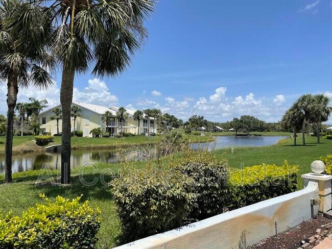 Primary Photo - 437 Wexford Cir