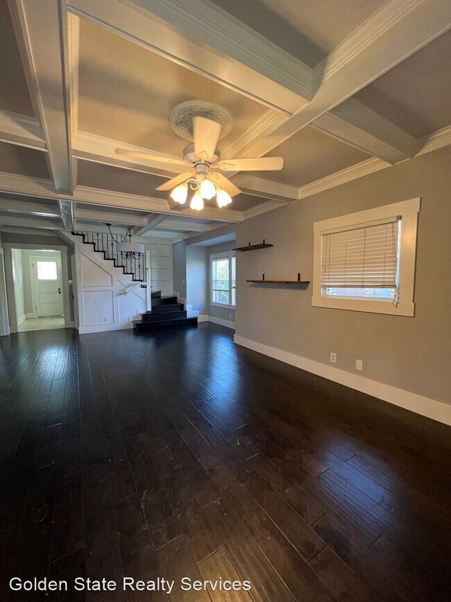 Building Photo - 4 br, 2 bath House - 525 Grove St