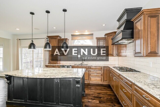 Building Photo - 17711 Westhampton Woods Dr